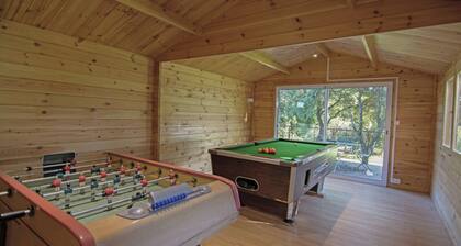 Villa in Ledenon With Private Pool