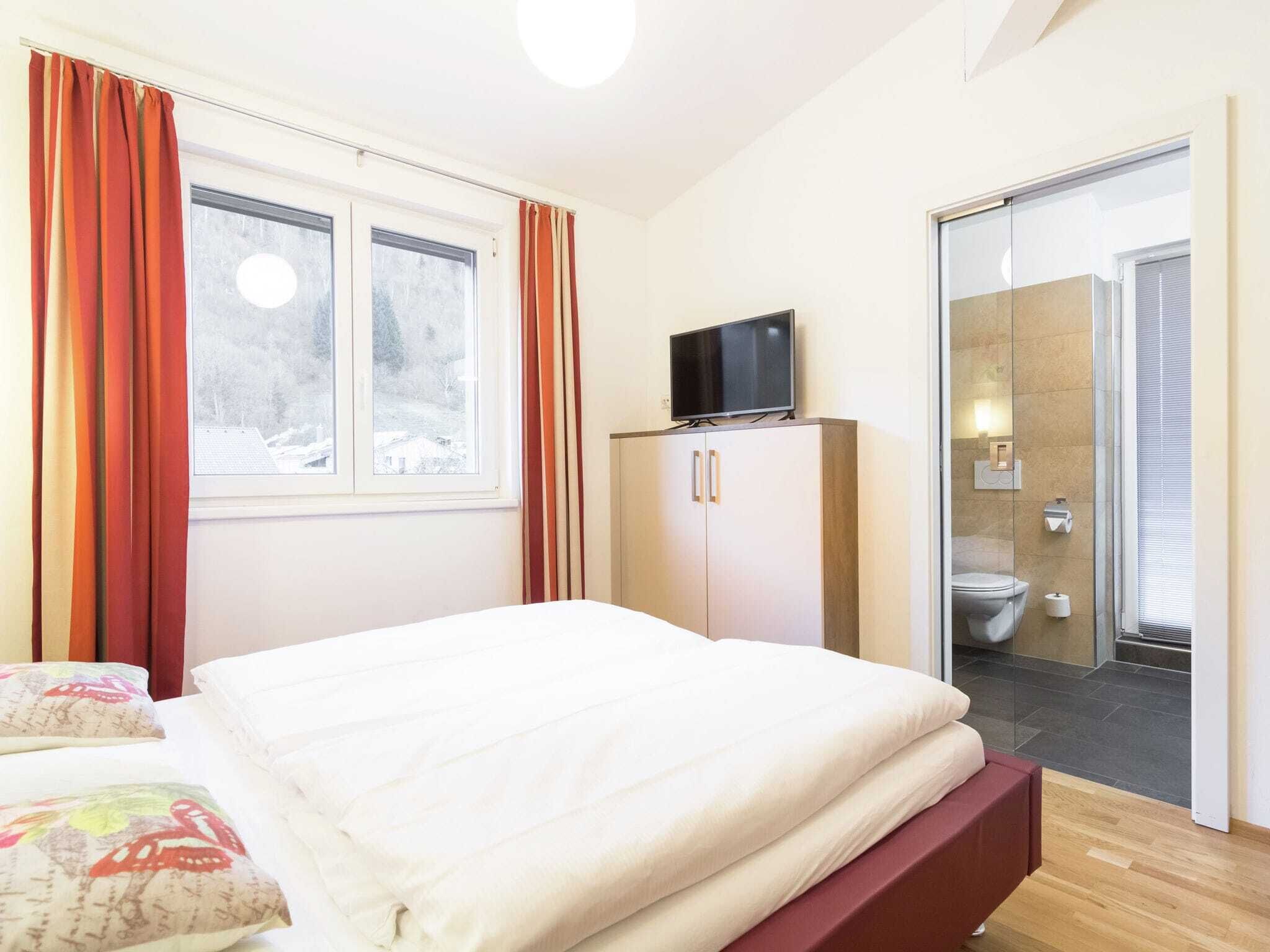 3 chambres, ameublement personnalisé