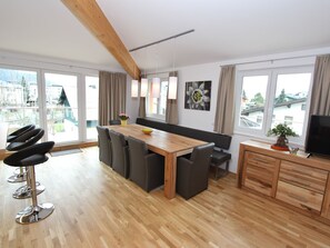 Dining - Spacious Villa in Zell am See near Ski Area (Zell am See)
