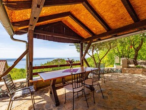 House | Dining