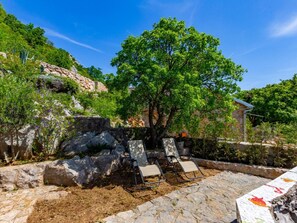 House | Dining - Holiday Home in Starigrad Near Paklenica (Starigrad)