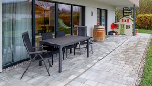 Balcony - Spacious Apartment in Saalfelden With Terrace (Saalfelden am Steinernen Meer)