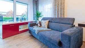 Living room - Spacious Apartment in Saalfelden With Terrace (Saalfelden am Steinernen Meer)