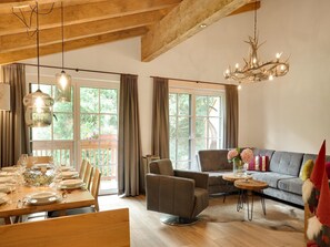 Living room - Luxurious Holiday Home With Sauna (Krimml)