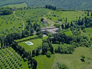 Exterior - Holiday Home in Volterra With Pool and Terrace (Volterra)