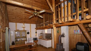 House | Private kitchen | Coffee/tea maker, fridge, microwave, stovetop - Cozy Holiday Home in Dabo Near Forest (Dabo)