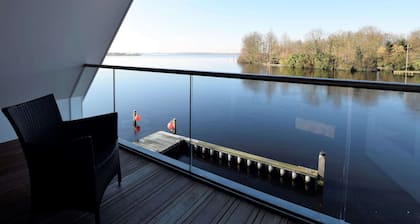 Villa With Private Garden in Kaag