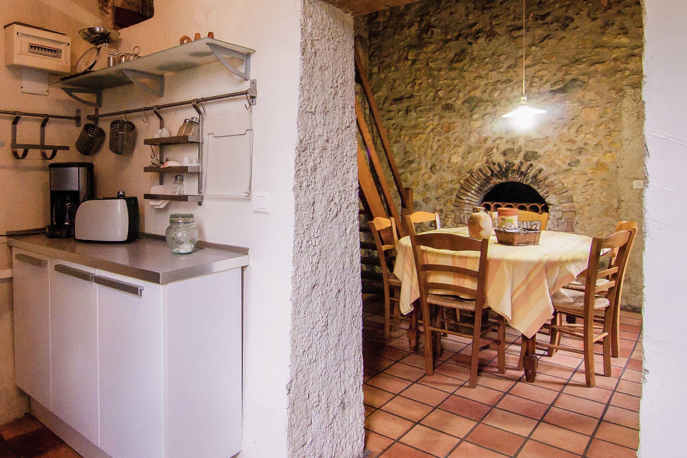 House | Private kitchen | Fridge, oven, high chair