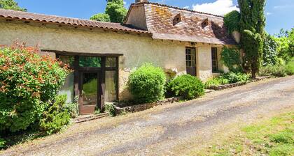 Holiday Home in Bourgnac With Private Pool