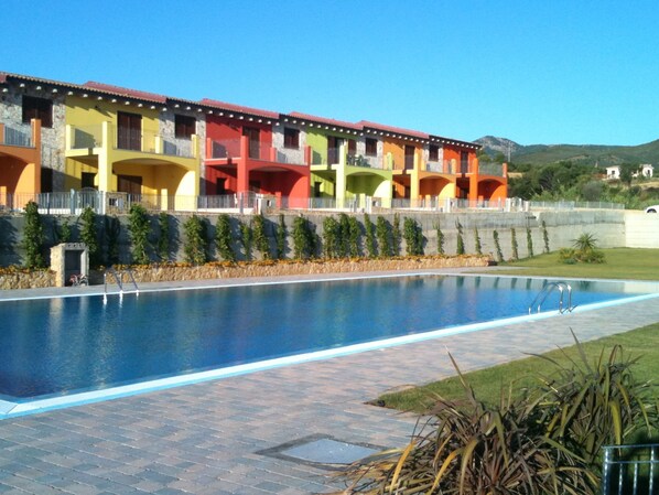 Exterior - Panoramic Villa With Pool, Near the Beach (Tertenia)