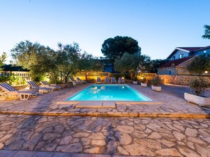 House | Pool | Indoor pool, outdoor pool - Holiday Home With Private Pool and spa (Bibinje)