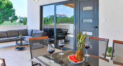 Holiday Home With Private Pool and spa