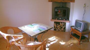 Cottage | Phòng khách | Lò sưởi