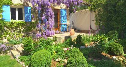 Verdon Views: Pool & Terrace