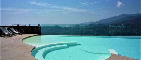 Departamento | Alberca | Alberca al aire libre