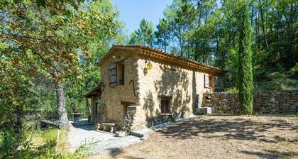 18th Century, Cosy Middle House in Barjols