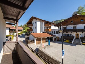 Balcony - Cozy Apartment in Hopfgarten im Brixental With Parking (Hopfgarten im Brixental)