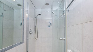 Shower, towels