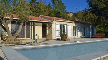 Villa | Exterior