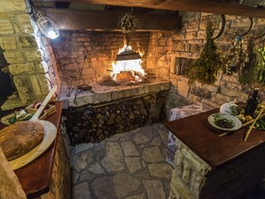 House | Dining