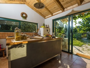 House | Private kitchen