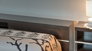 Luokittelematon kuva, 4 kautta 36, painike