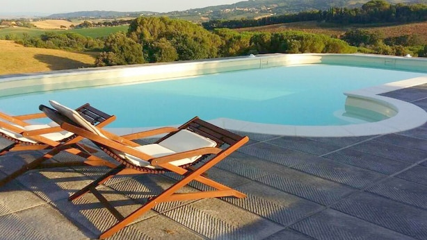 Pool - Modern Holiday Home in Rosignano Marittimo Near Forest (Rosignano Marittimo)