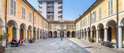 House | Bahagian luar