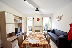 House | Living room