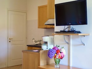 2 bedrooms, individually furnished