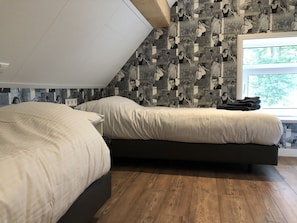 House | 7 bedrooms, individually furnished - Beautiful Holiday Home in Heino With Swimming Pool (Heino)