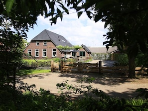 Exterior - Beautiful Holiday Home in Heino With Swimming Pool (Heino)