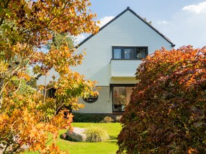 Exterior - Exotic Villa in Den Ham with Sauna near City Center (Den Ham)