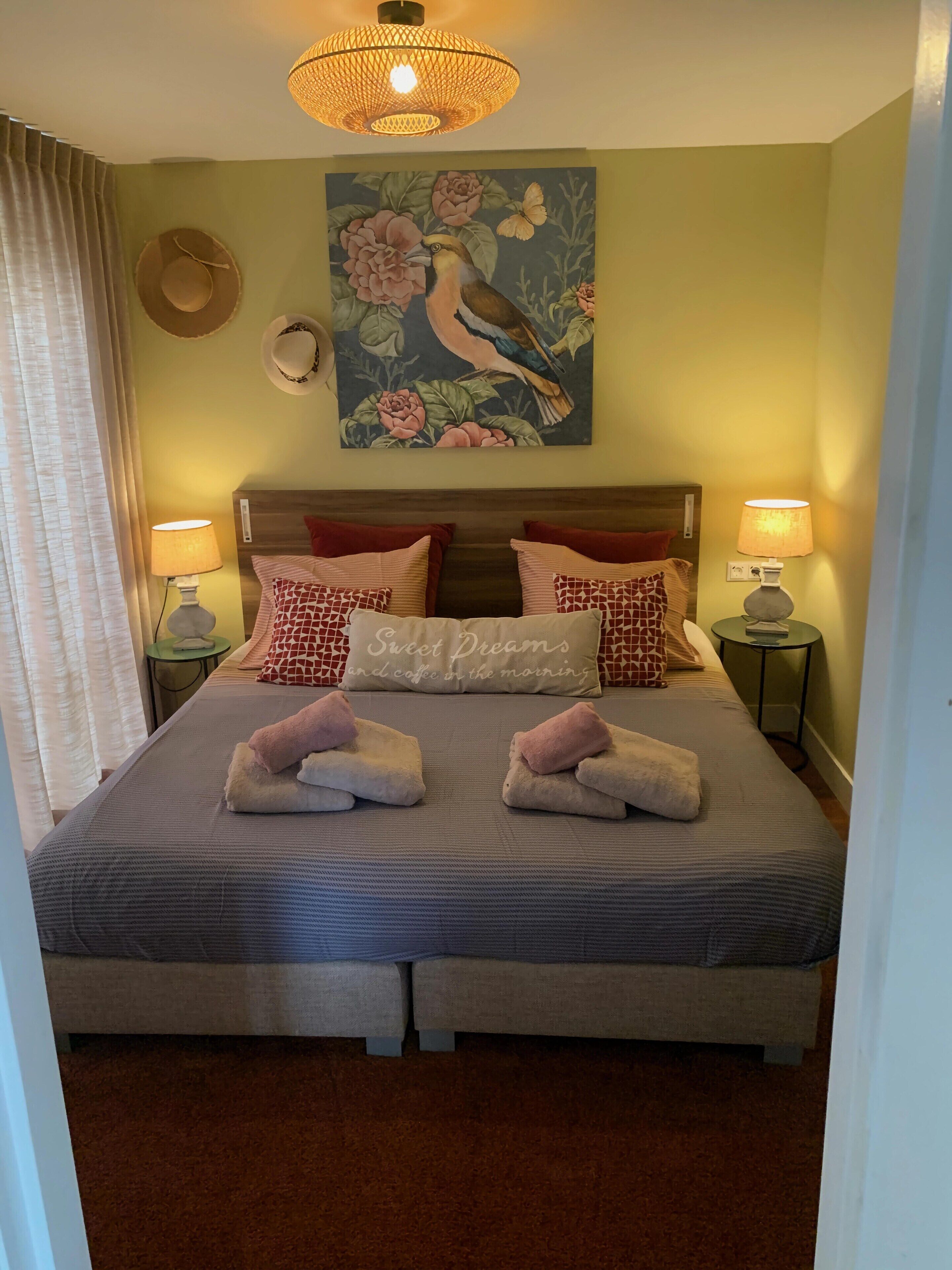 Villa | 7 bilik tidur, dilengkapkan perabot secara berasingan 