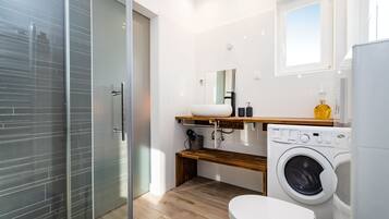 Villa | Bathroom