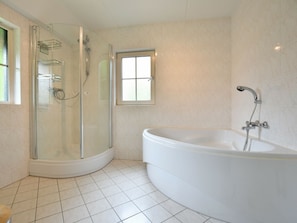 Villa | Bathroom | Bathtub, towels