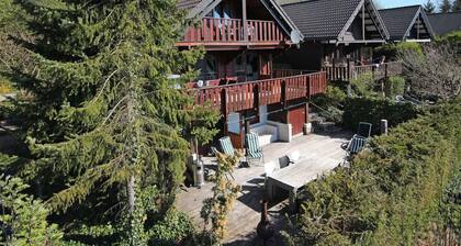 Relaxing Chalet in Dochamps With Swimming Pool and Terrace