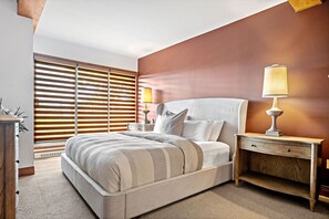 3 多间卧室、办公桌、熨斗/熨衣板、旅行婴儿床