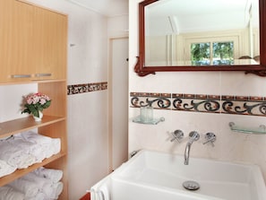 Bathroom | Shower