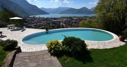 Flat in Villa, With Garden, Barbecue