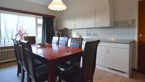 Unclassified image, 3 of 18, button - Atmospheric Spacious Holiday Home With gas Fire and Large Garden in Green Nature (Geesteren)