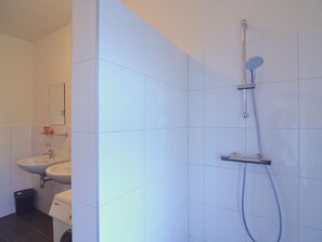 Ferienhaus | Badezimmer | Dusche