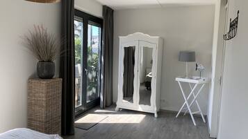 House | 3 bedrooms, bed sheets