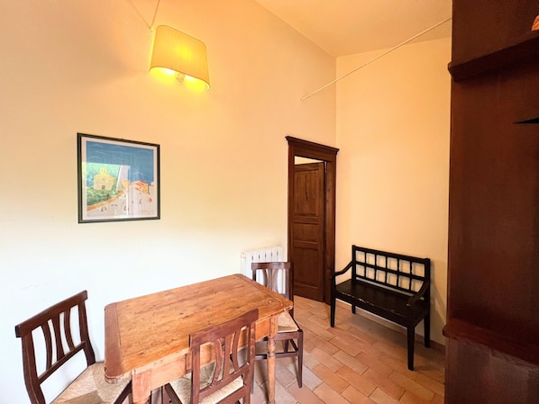 Living room - Farmhouse in Giano Dell'umbria with Hot Tub, Swimming Pool (Giano dell'Umbria)