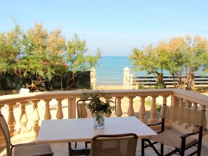 Balcony - Elegant Holiday Home With Terrace, Parking, Fenced Garden (San Vincenzo)