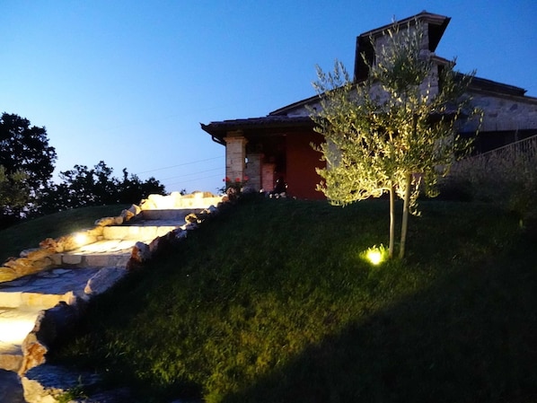 Villa | Exterior - Belvilla by OYO Villa Due Olive (Todi)