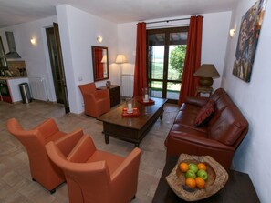 Living area - Belvilla by OYO Villa Due Olive (Todi)