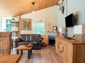 House | Living room - House in Hunzebergen Near Forest Trails (Exloo)