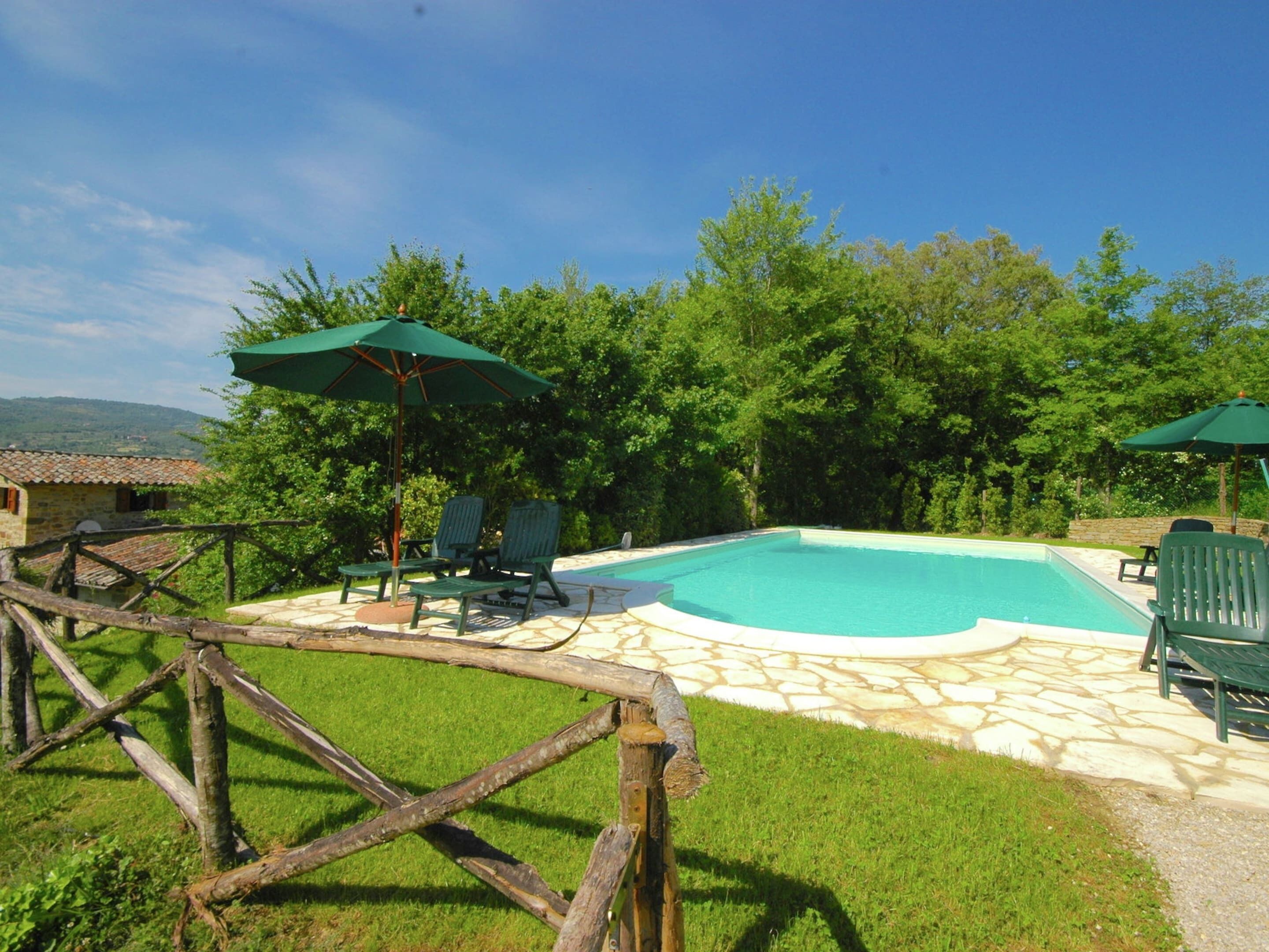 Cottage | Pool | Outdoor pool