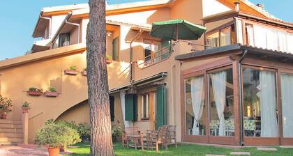 Tuscan Villa With Sea Views